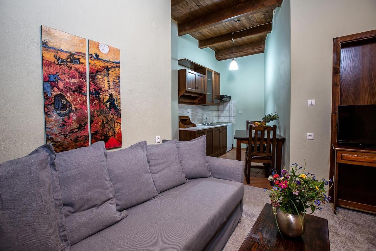 La Noi Guesthouse Samarína Exteriér fotografie