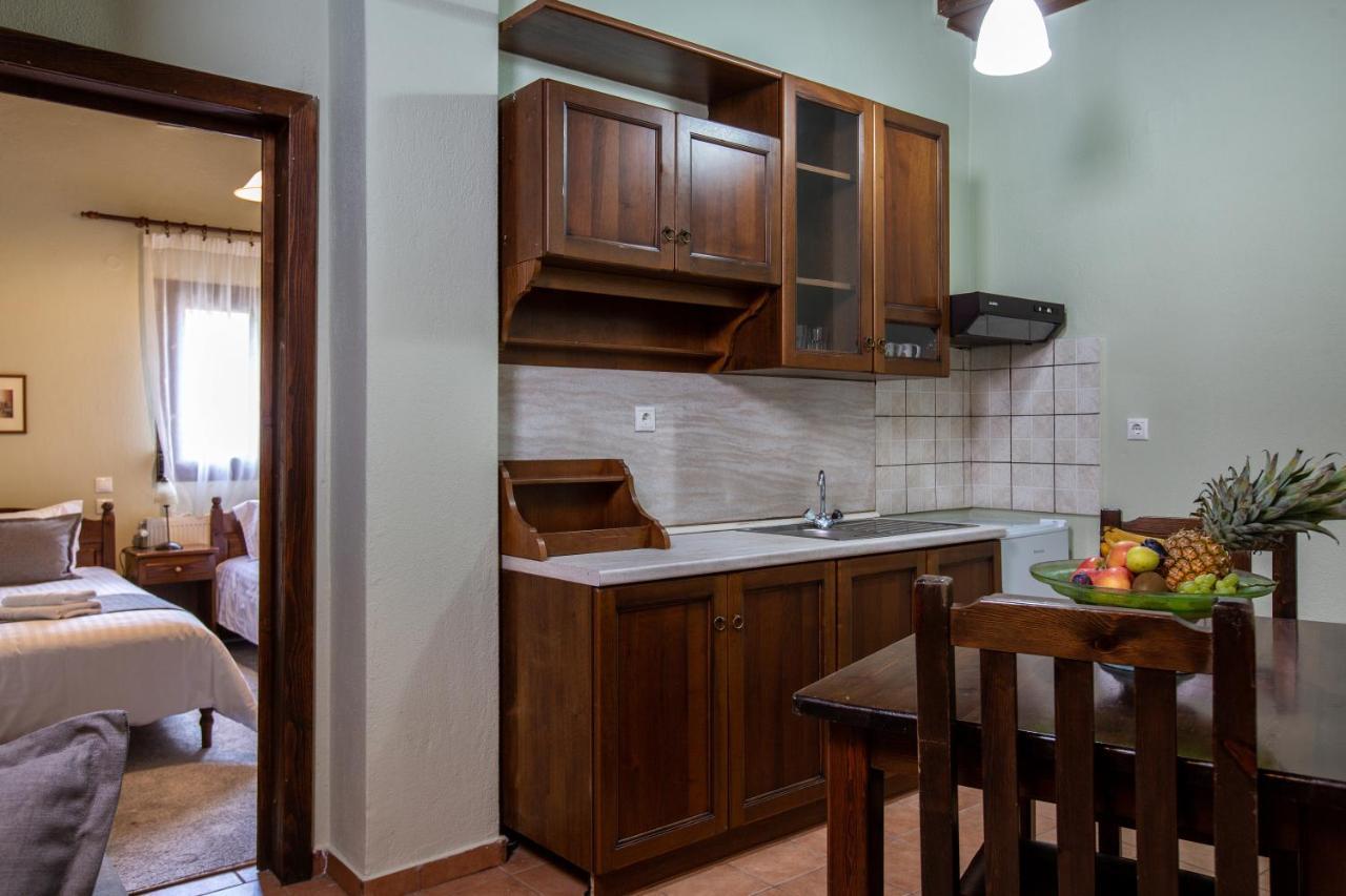 La Noi Guesthouse Samarína Exteriér fotografie
